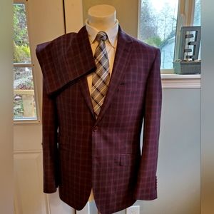 English laundry Burgundy suit 40R